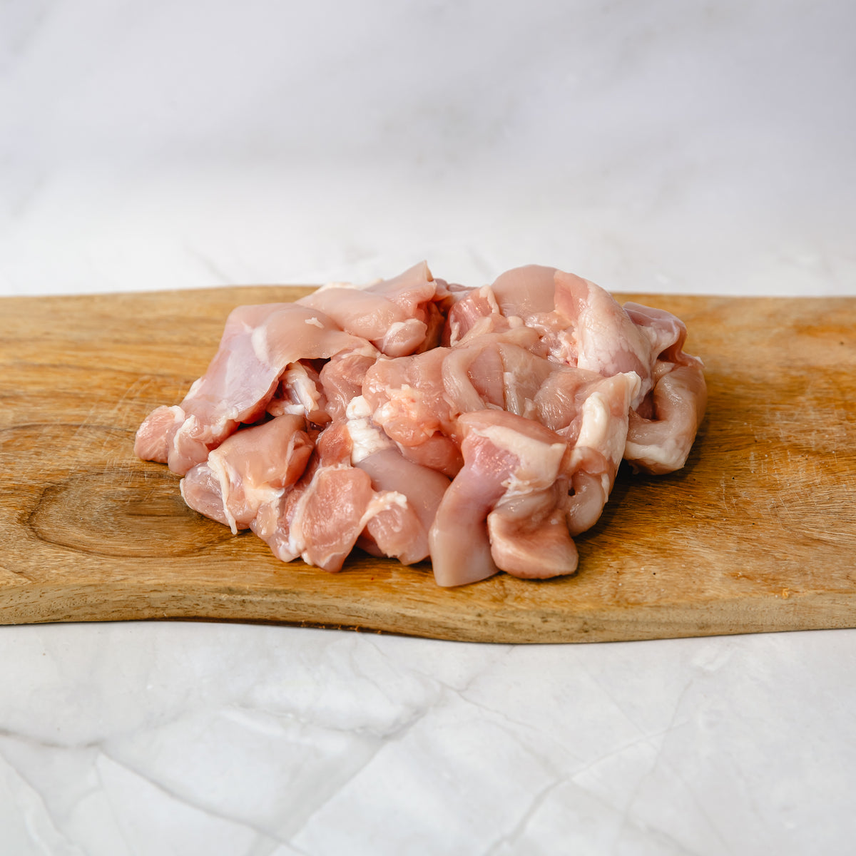 Kipdijfilet Gesneden, sappig en ambachtelijk | halal vlees | Sardi Amsterdam