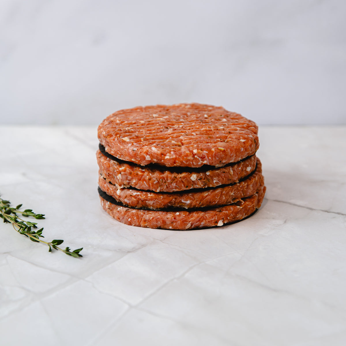 Kalfshamburger, ambachtelijk en sappig van smaak | halal vlees | Sardi Amsterdam