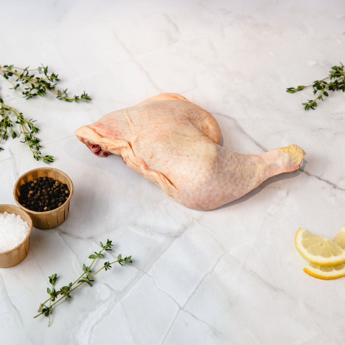 Kippenbout, sappig en ambachtelijk | halal vlees | Sardi Amsterdam